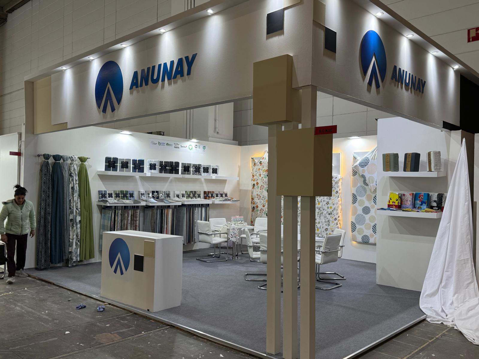 Anunay Textile Stand